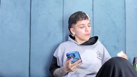 megan_thompsonn_ online show from 31, 5, 2026