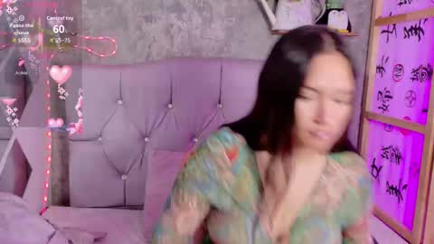 Snapshot of megan_xoxo1 chatting on 17, 10, 2025 Megan online show from 17, 10, 2025