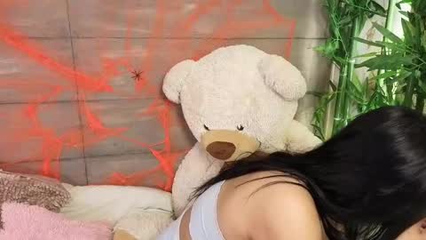 Snapshot of meganadamms chatting on 12, 10, 2025 Megan online show from 12, 10, 2025