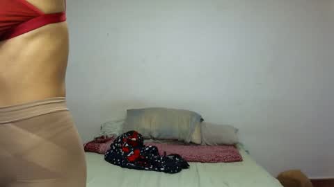 Snapshot of meganandmax1 chatting on 5, 2, 2026 meganandmax1 online show from 5, 2, 2026