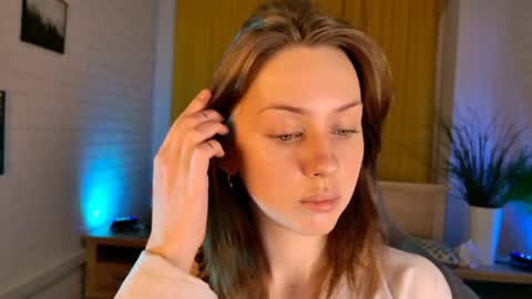 Snapshot of meganclapp chatting on 23, 4, 2026 Megan online show from 23, 4, 2026
