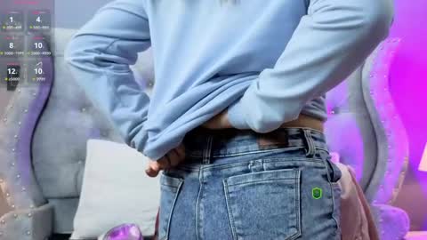 MeganM online show from 14, 4, 2026