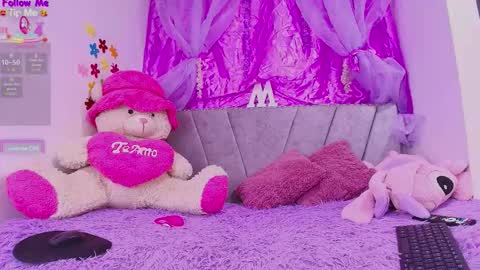 Snapshot of meganrouss7 chatting on 25, 11, 2025 Megan online show from 25, 11, 2025