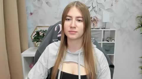 Snapshot of meganx_candy chatting on 12, 12, 2024 Megan online show from 12, 12, 2024