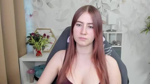 Snapshot of meganx_candy chatting on 28, 2, 2025 Megan online show from 28, 2, 2025