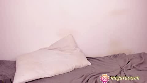Snapshot of megaraowen_ chatting on 5, 6, 2026 M E G A R A online show from 5, 6, 2026