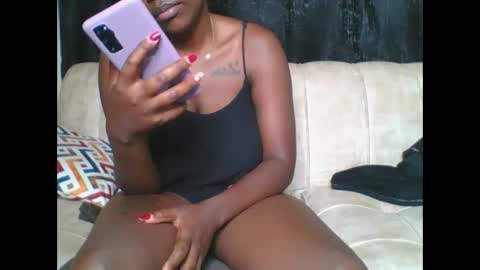 Snapshot of mel_candi94 chatting on 5, 3, 2025 pretty online show from 5, 3, 2025