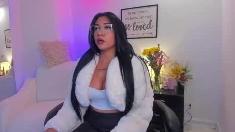 Snapshot of melan_owen chatting on 24, 5, 2026 melan_owen online show from 24, 5, 2026
