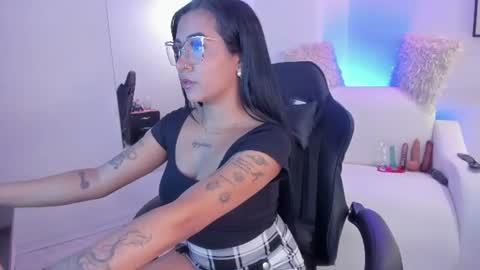 melan_owen online show from 24, 7, 2026