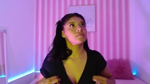 Snapshot of melanie_18_ chatting on 13, 5, 2026 melanie online show from 13, 5, 2026