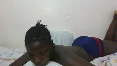 melanie_bae1 online show from 27, 4, 2026