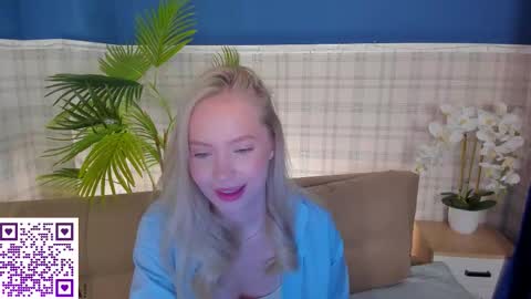 Snapshot of melanie_ryer chatting on 23, 9, 2025 Melanie online show from 23, 9, 2025