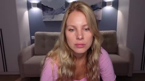 Snapshot of melaniebennett chatting on 18, 9, 2025 Melanie Bennett online show from 18, 9, 2025