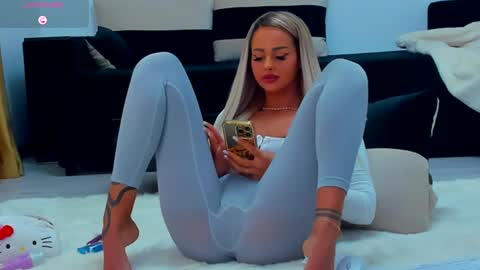 OF melanielexxx online show from 6, 1, 2025