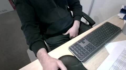Snapshot of melbguy_075 chatting on 15, 7, 2026 melbguy_075 online show from 15, 7, 2026
