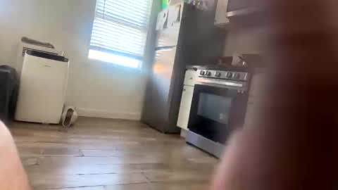 Snapshot of melbro0330 chatting on 12, 1, 2026 melbro0330 online show from 12, 1, 2026