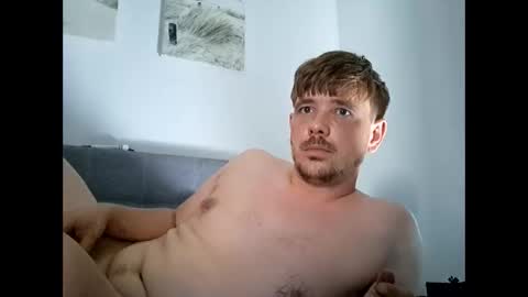 Snapshot of meldyl2020 chatting on 9, 9, 2025 meldyl2020 online show from 9, 9, 2025