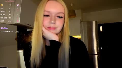 Snapshot of meliss_ss chatting on 8, 8, 2026 Mel or Lissa 3 Welcome here online show from 8, 8, 2026