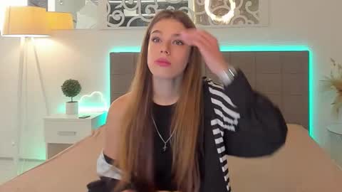 MelissaCrayzy online show from 5, 4, 2026