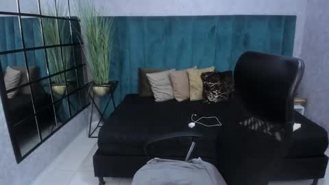 Snapshot of melissalabx69 chatting on 2, 2, 2026 MELISSA online show from 2, 2, 2026