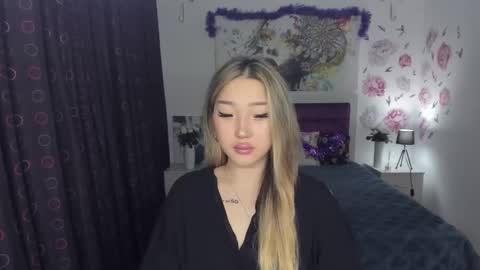 Snapshot of melissalorens chatting on 6, 12, 2024 Melissa online show from 6, 12, 2024