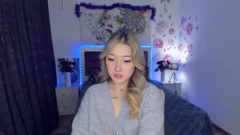 Snapshot of melissalorens chatting on 7, 12, 2024 Melissa online show from 7, 12, 2024