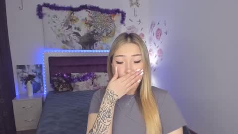 Snapshot of melissalorens chatting on 13, 12, 2024 Melissa online show from 13, 12, 2024