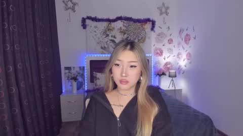 Snapshot of melissalorens chatting on 8, 1, 2025 Melissa online show from 8, 1, 2025