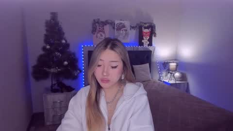 Snapshot of melissalorens chatting on 12, 1, 2025 Melissa online show from 12, 1, 2025