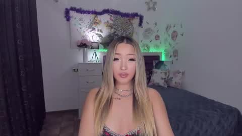 Snapshot of melissalorens chatting on 6, 2, 2025 Melissa online show from 6, 2, 2025