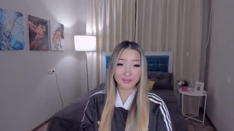 Snapshot of melissalorens chatting on 7, 2, 2025 Melissa online show from 7, 2, 2025