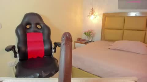 Snapshot of melissarouge chatting on 3, 7, 2026 online show from 3, 7, 2026
