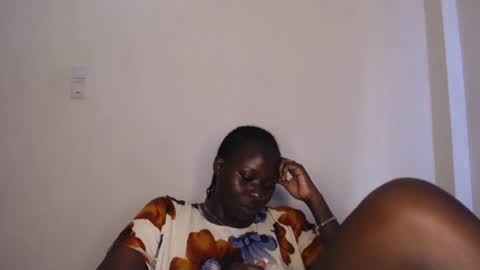 Snapshot of mellanin_pretty_ chatting on 21, 12, 2025 . online show from 21, 12, 2025