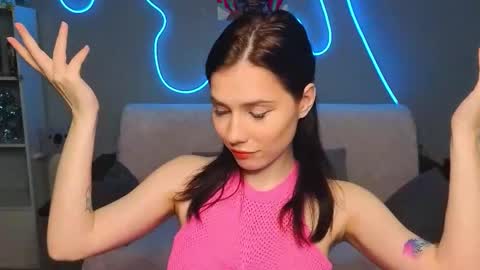 mellhyees online show from 25, 2, 2026