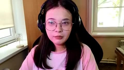mellieyamazaki online show from 2, 6, 2026