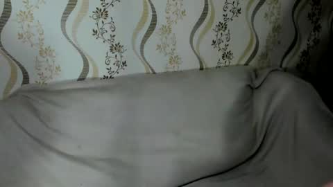 MelMooon online show from 17, 12, 2025