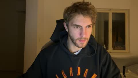 Snapshot of melodicass chatting on 24, 11, 2025 Melodicass online show from 24, 11, 2025