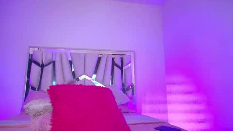 Snapshot of melody__77 chatting on 20, 10, 2025 online show from 20, 10, 2025