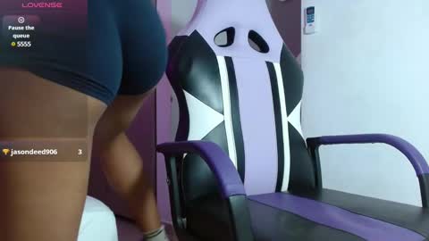 melody_mercy online show from 28, 1, 2025