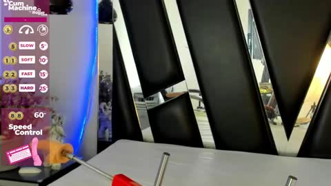 Snapshot of melody_suarez chatting on 28, 2, 2025 MELODY online show from 28, 2, 2025