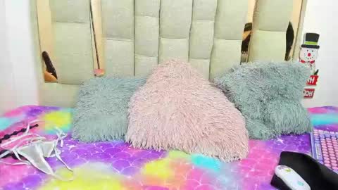 Snapshot of melodybonnet chatting on 18, 12, 2024 melody online show from 18, 12, 2024