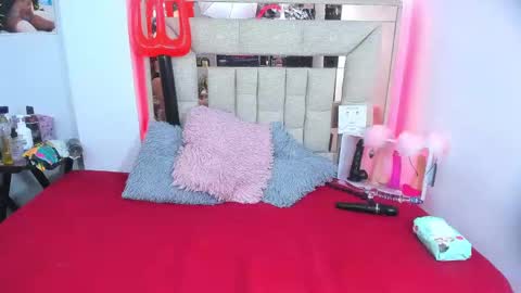 Snapshot of melodybonnet chatting on 9, 9, 2025 melody online show from 9, 9, 2025