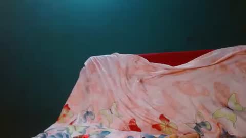 Snapshot of mely1002 chatting on 14, 11, 2025 mely tomson online show from 14, 11, 2025