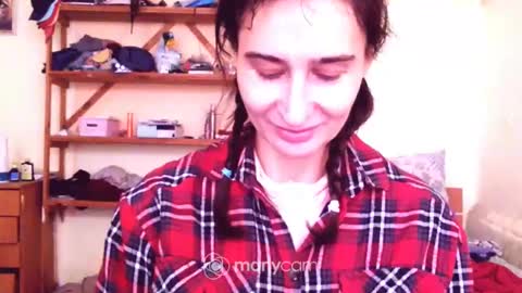 Snapshot of memorningdew chatting on 1, 1, 2025 Yummygirl online show from 1, 1, 2025