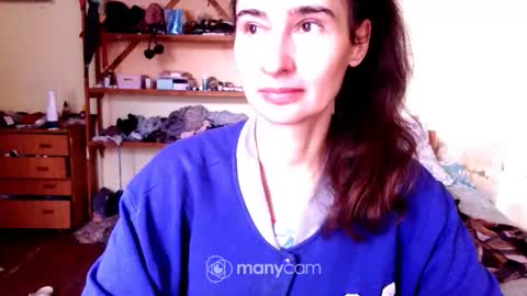 Snapshot of memorningdew chatting on 4, 10, 2025 Yummygirl online show from 4, 10, 2025