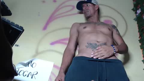 Snapshot of mensexydick20 chatting on 10, 3, 2025 big brown online show from 10, 3, 2025