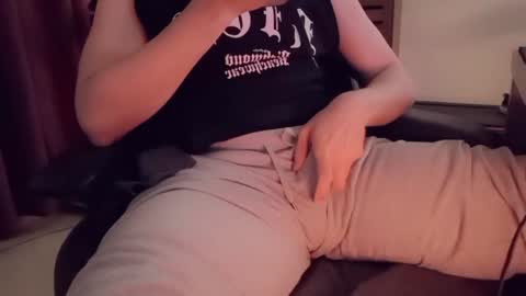 Snapshot of meow66999 chatting on 8, 7, 2026 MEOW online show from 8, 7, 2026