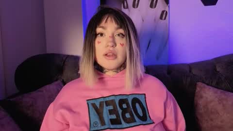 Snapshot of meow_boo chatting on 15, 2, 2026 Aruz online show from 15, 2, 2026