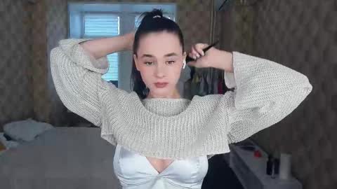 Snapshot of meoww_meows chatting on 19, 10, 2025 Julie online show from 19, 10, 2025