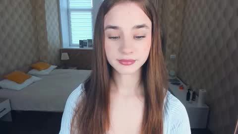Snapshot of meoww_meows chatting on 24, 10, 2025 Julie online show from 24, 10, 2025